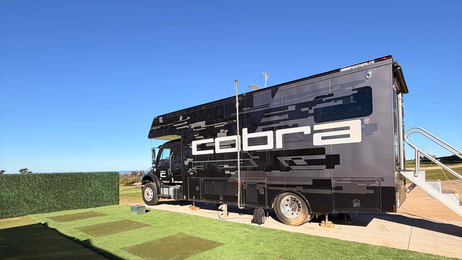 Cobra Tour Fitting Experience.