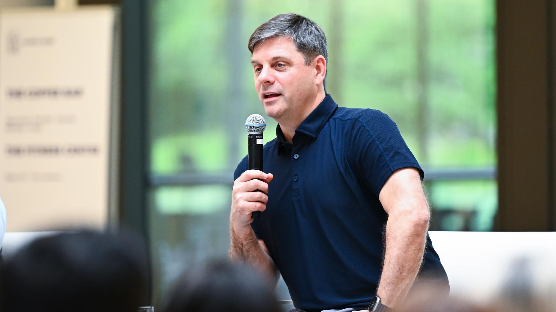 brian rolapp speaks to pga tour staffers at pga tour headquarters in florida