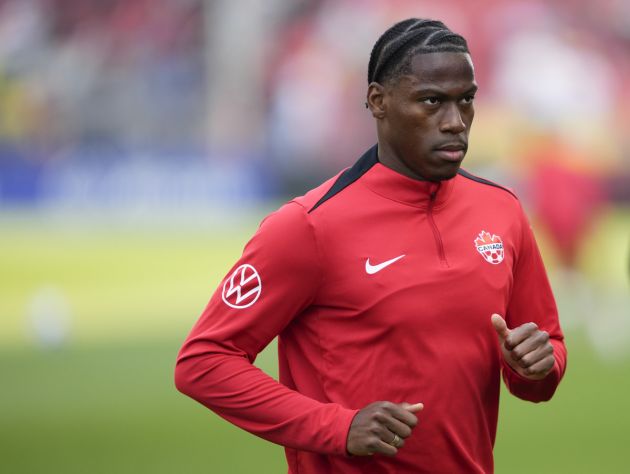 Jonathan David in action for Canada