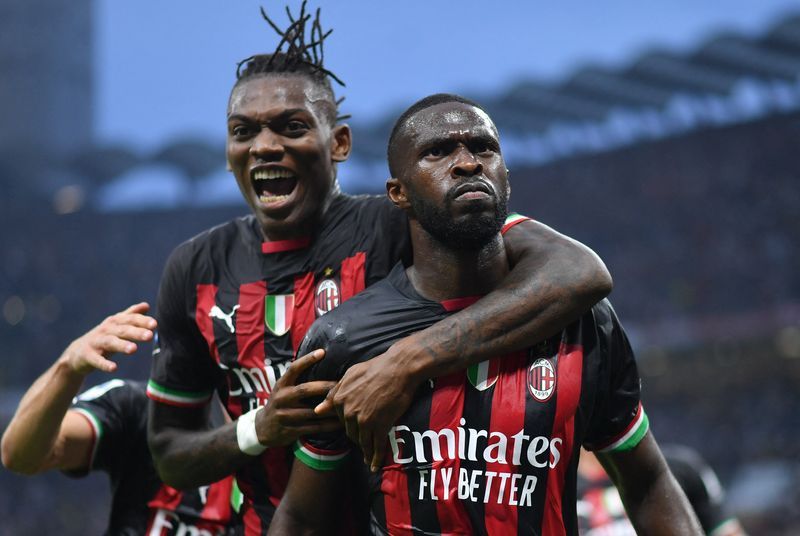 Fikayo Tomori with Milan teammate Rafael Leao