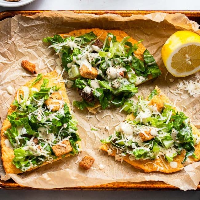 chicken caesar salad pizza crust